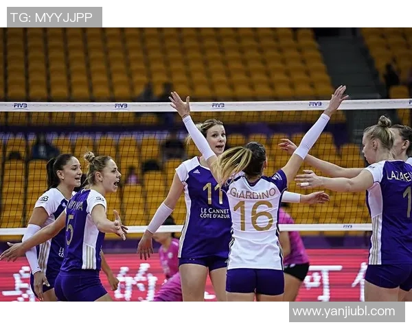 王娜专访：从青涩球员到排球明星的成长之路与心路历程回顾