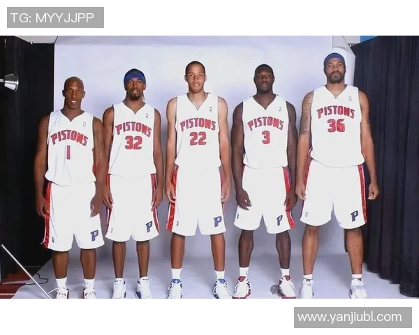 球衣5号背后的传奇故事与足球明星的辉煌历程 球衣5号背后的传奇故事与足球明星的辉煌历程