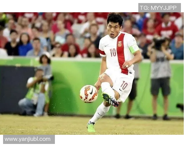 秘鲁足球明星库比的传奇之路与辉煌成就探秘