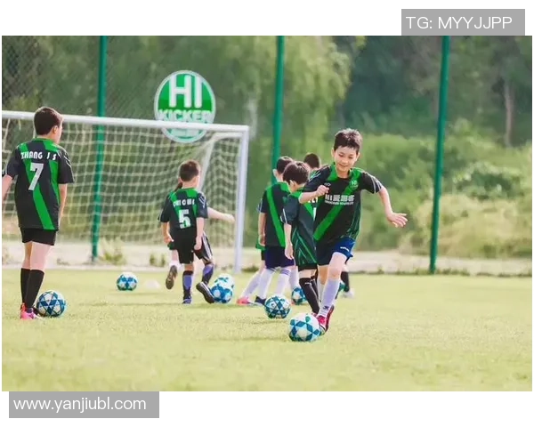 泰兴远大足球俱乐部奋勇争先助力地方足球发展与青少年培养计划 泰兴远大足球俱乐部奋勇争先助力地方足球发展与青少年培养计划